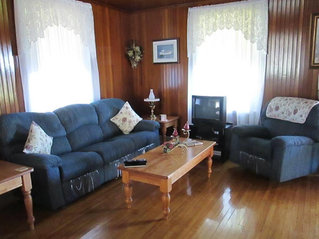 Gite Les Acres Tranquilles B&B Port-Daniel Экстерьер фото